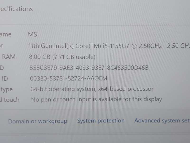 MSI Modern 14 B11MOU - Intel i5-1155G7 @ 2.50GHZ - Going for R 12000 new