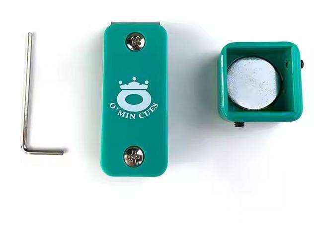 Pool Chalk Holder Omen (Magnetic Belt Clip)