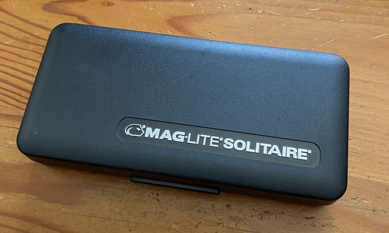 MAGLITE SET WITH GROOMING KIT