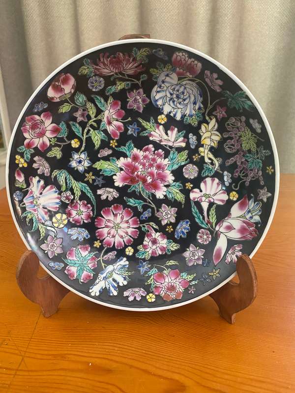 CHINESE PLATE SET