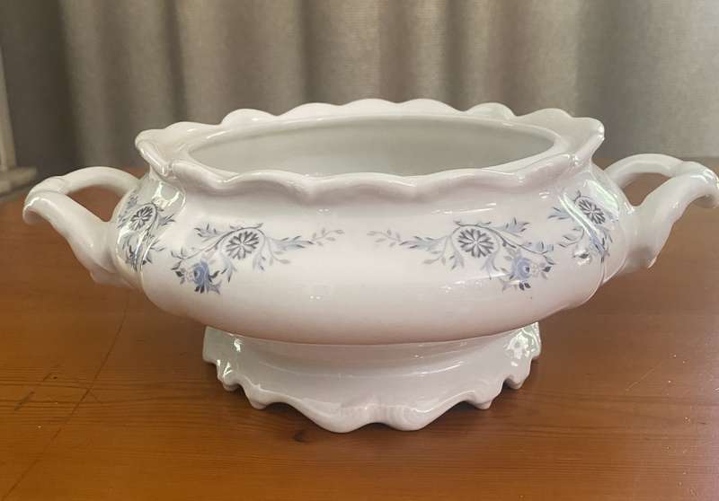 VINTAGE SERVING DISH