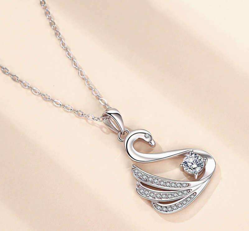 925 Sterling Silver Swan Necklace