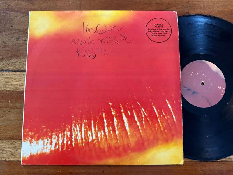 The Cure - Kiss Me Kiss Me Kiss Me DARL3004 (SA) VG+/VG+/VG+