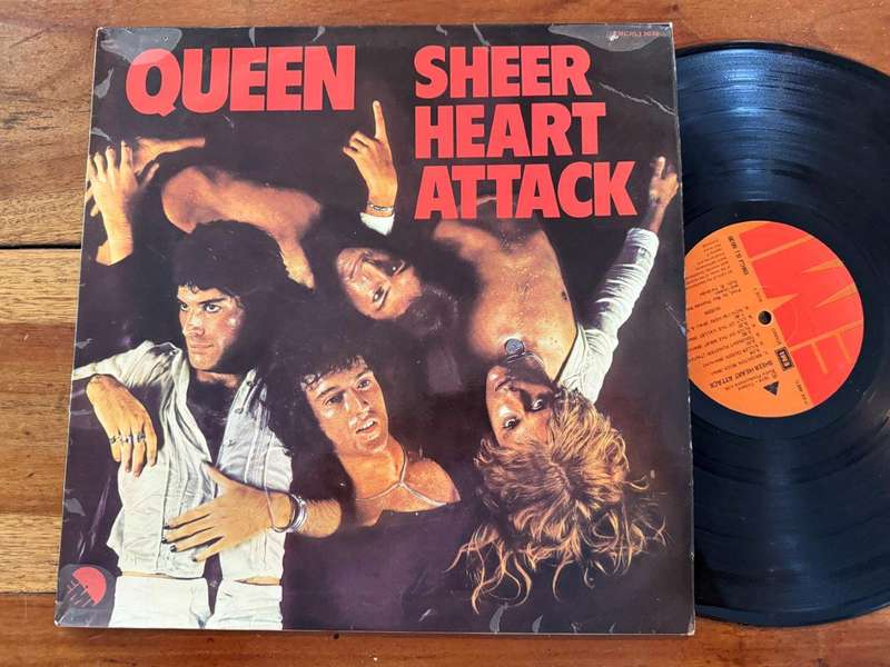 Queen - Sheer Heart Attack EMCJ(L)5030 (SA) VG+/VG- disc plays VG