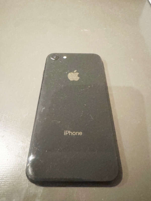 iPhone 8