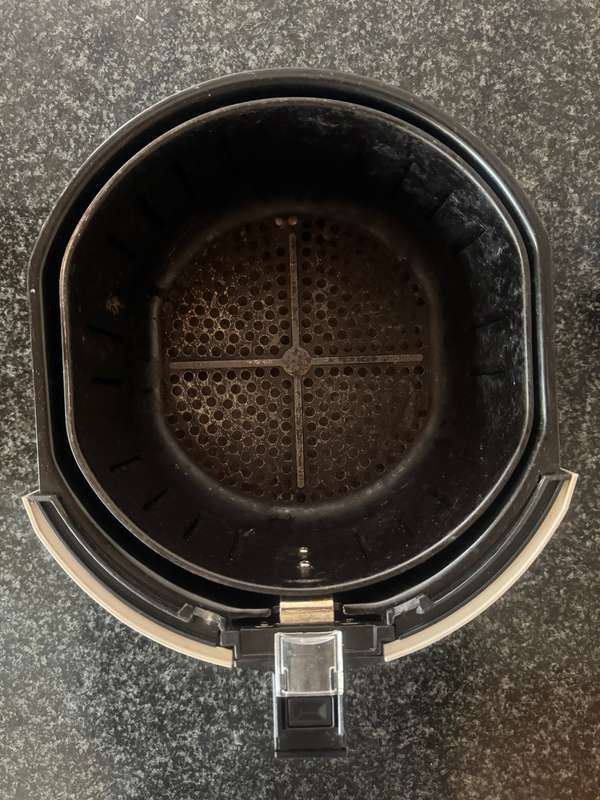 Hayden Air fryer NO RESERVE