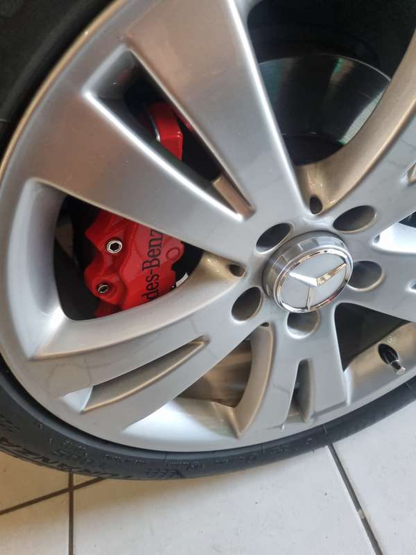 DRESS UP KIT FOR BRAKE CALIPERS