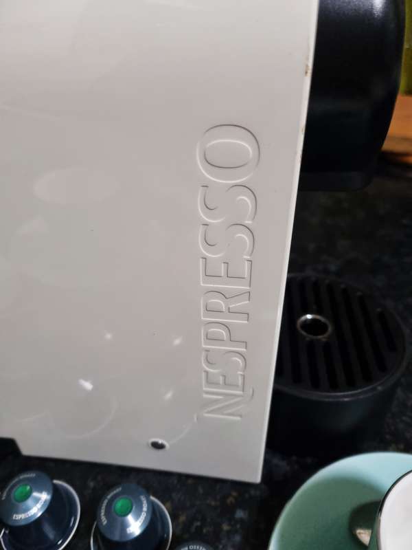 Nespresso UMilk type C55 Value bundle