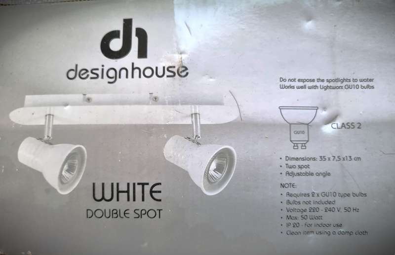 Combo pack with double spotlight fittings