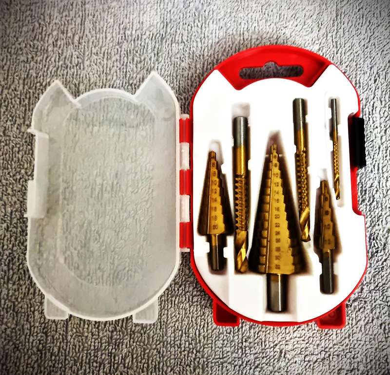 Stepped drill set in carry case