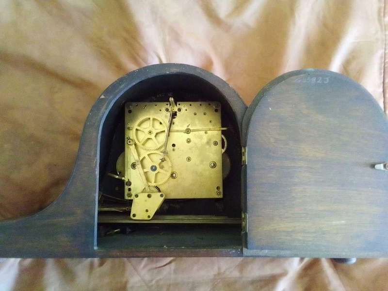 Antique chiming wind up clock (without key and pendulum)