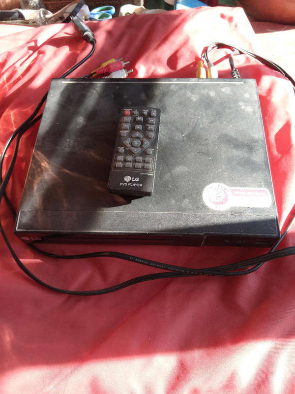 LG DVD playerModel no. DP132