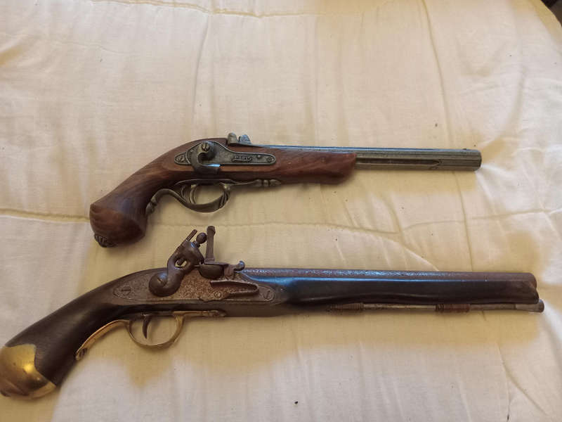 18th century two flint lock guns