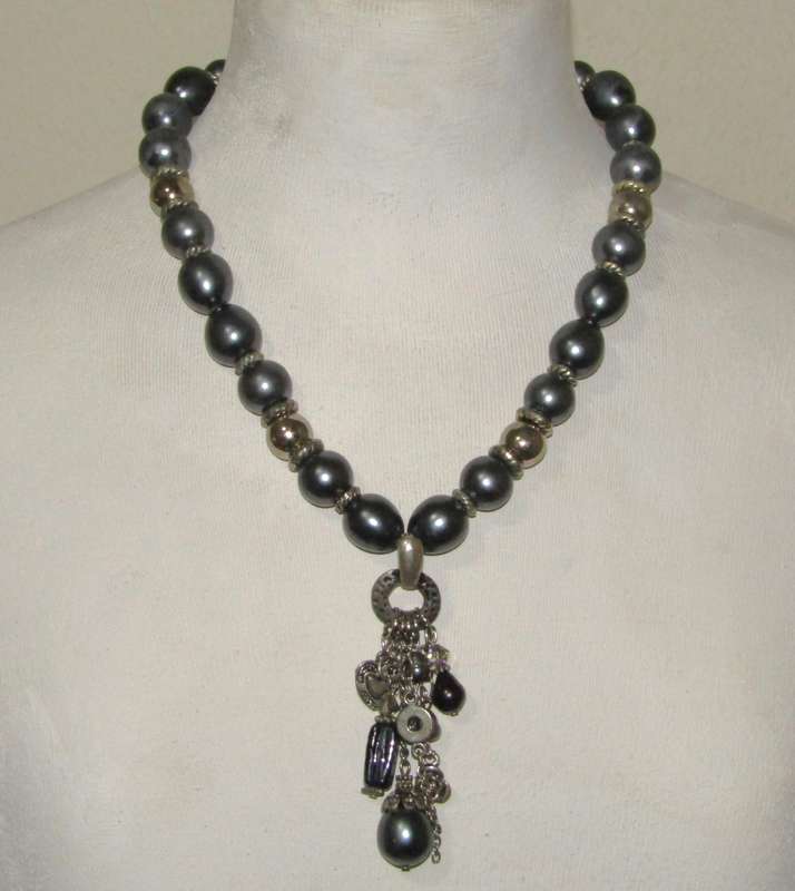 Vintage Silver-Tone and Metallic Gray Beaded Necklace with Removable Pendant