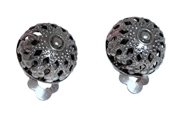 Vintage Silver Tone Filigree Clip-On Earrings