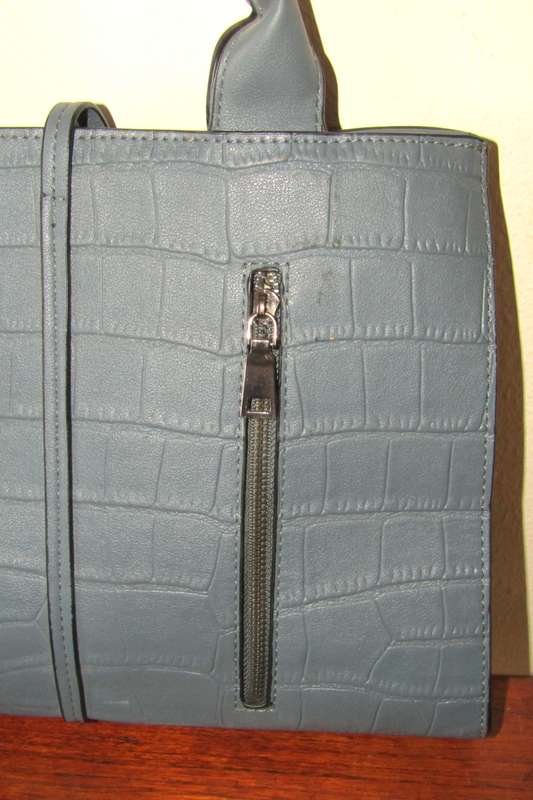 Vintage 'Casablanca' Embossed 100% Real Leather Blue Handbag