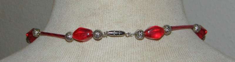 Vintage Ruby Red Glass & Silver Tone Filigree Beaded Necklace