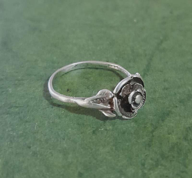 Vintage Sterling Silver Rose Ring