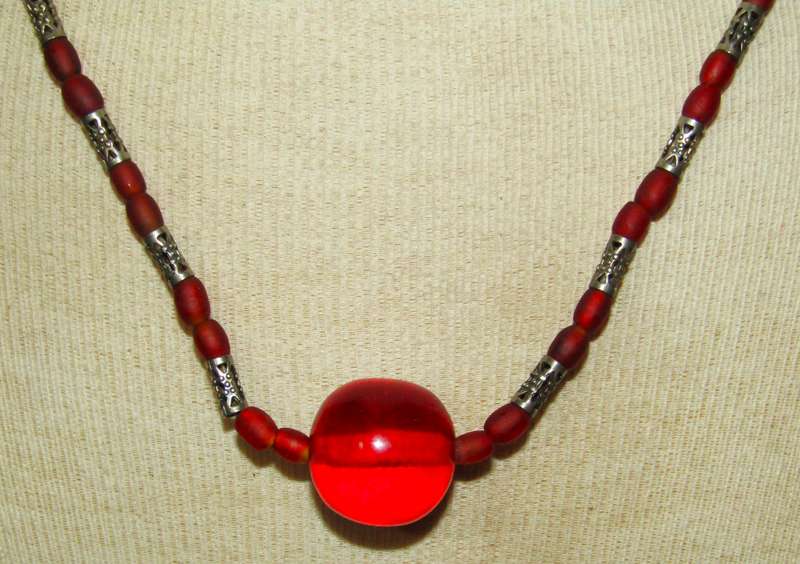 Vintage Frosted Ruby Red Glass & Silver Tone Filigree Beaded Necklace