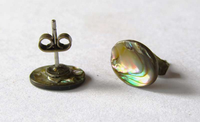 Vintage Small Oval Silver-tone and Mother of Pearl Stud Earrings