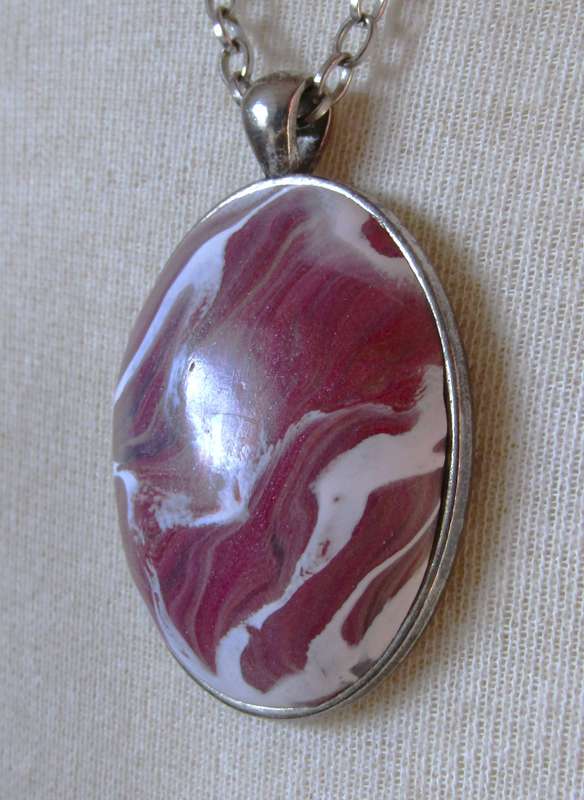Vintage Oval Cabochon Simulated Agate & Silver Tone Pendant Necklace