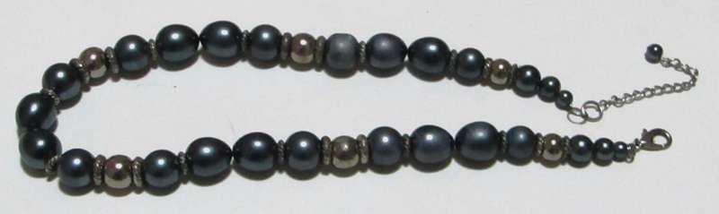 Vintage Silver-Tone and Metallic Gray Beaded Necklace with Removable Pendant