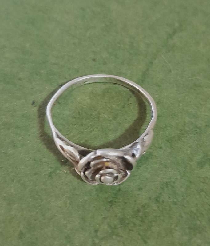 Vintage Sterling Silver Rose Ring