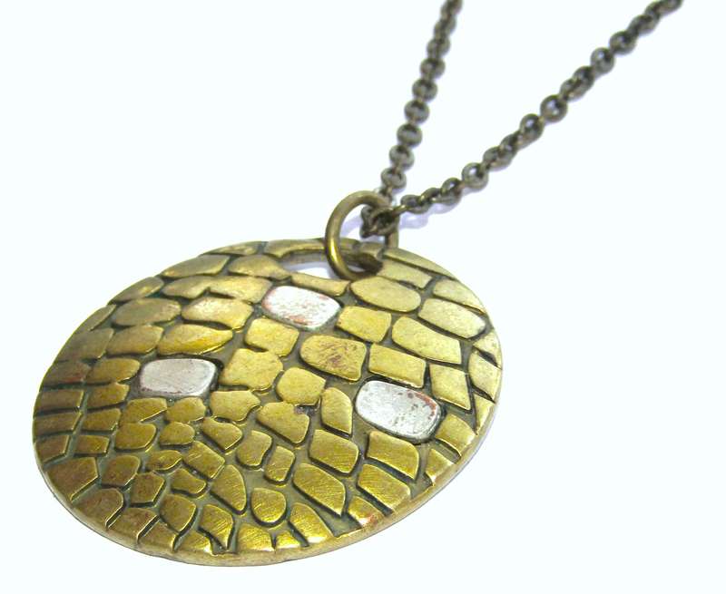 Retro 1970s Two-Tone Round Pendant Necklace by Avon
