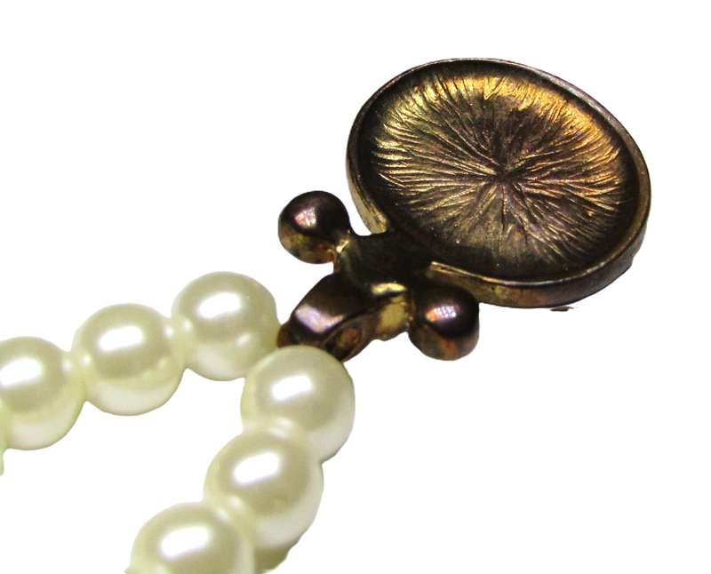 Vintage Faux Pearl Necklace with Copper Tone Pendant and Amethyst Stones