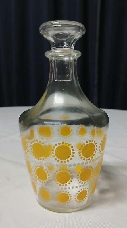 Vintage Retro French Glass Carafe | 1970s Yellow Sunburst Design with Stopper | Pop Art Barware