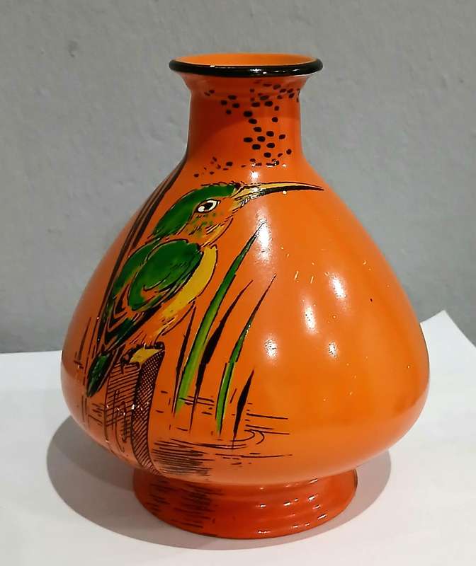 Charming Shelley Art Deco Orange Kingfisher Vase