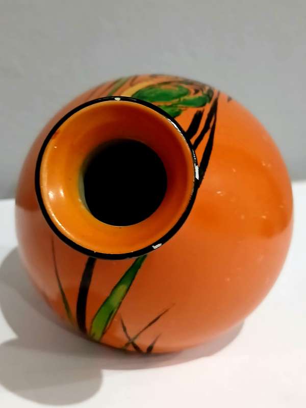 Charming Shelley Art Deco Orange Kingfisher Vase
