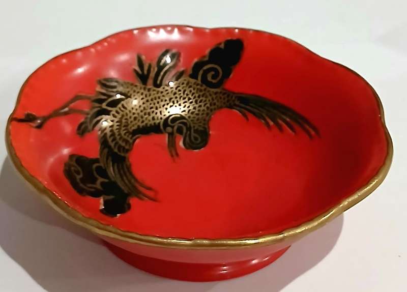 Charming Vintage Maling Oriental-Inspired Decorative Bowl - A Collector's Piece