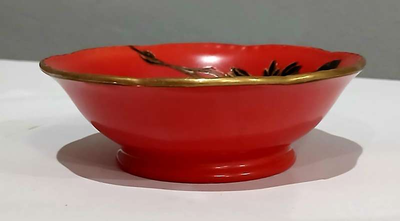 Charming Vintage Maling Oriental-Inspired Decorative Bowl - A Collector's Piece