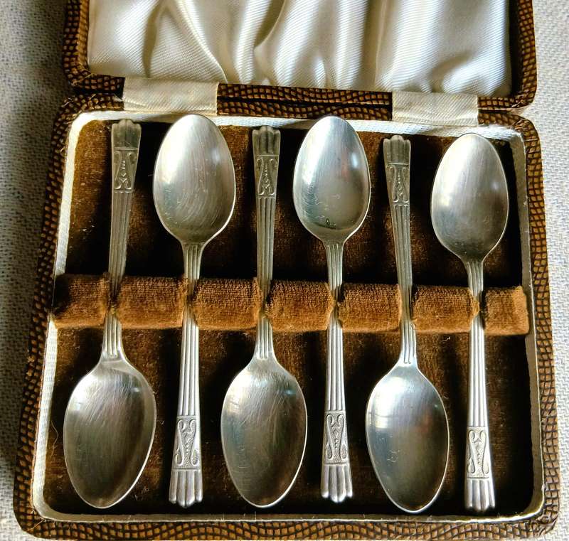Vintage Yeoman Plate EPNS Teaspoon Set (Rd.859116) in Original Presentation Case - Made in England