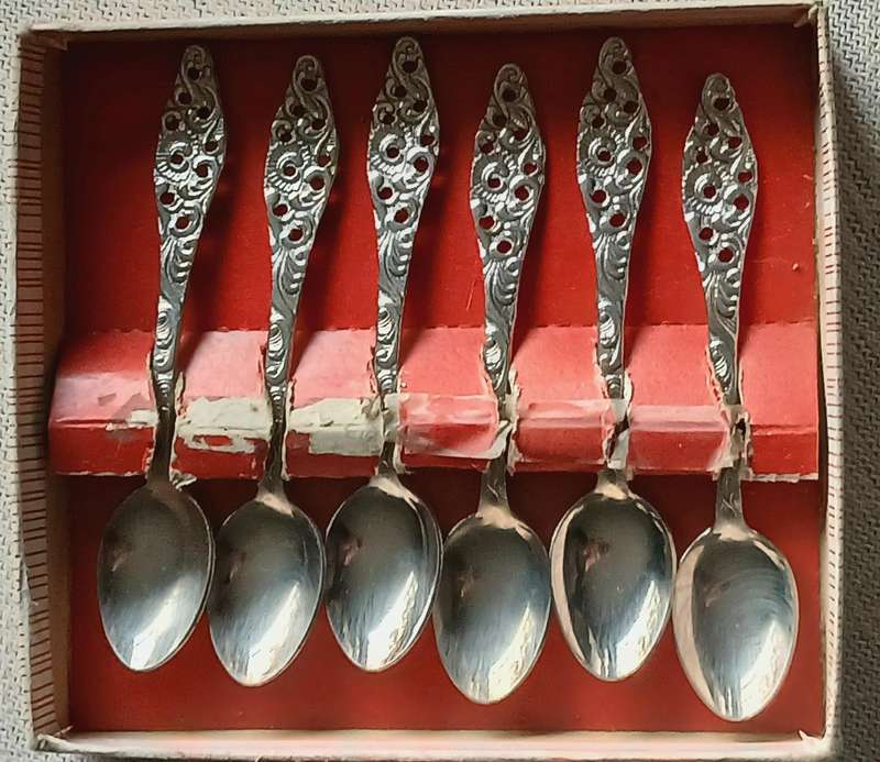 Collectible 6-Piece Vintage Dutch Teaspoon Set - Chrome Plated with Openwork Design - c1960