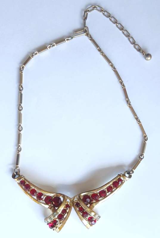 Vintage Gold Tone and Ruby Red Rhinestone Bow Pendant Necklace by Coro