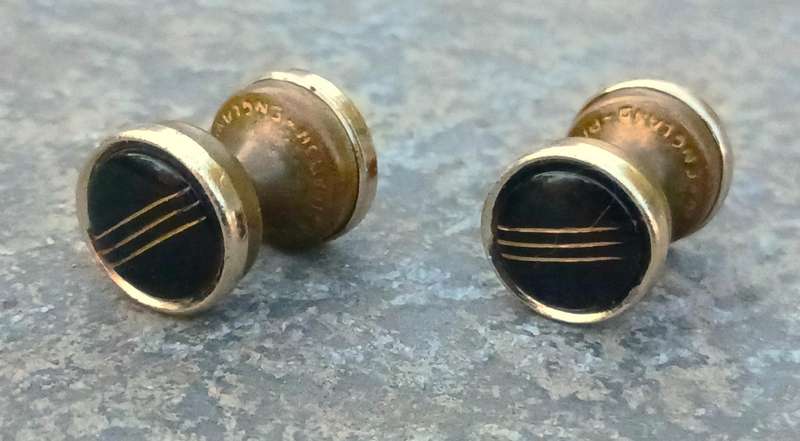 Rare Vintage 1930s Art Deco Stratton Gold-Tone Retractable Cufflinks with Simulated Onyx