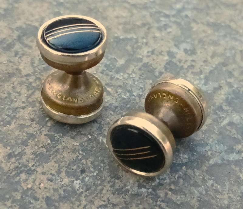 Rare Vintage 1930s Art Deco Stratton Gold-Tone Retractable Cufflinks with Simulated Onyx