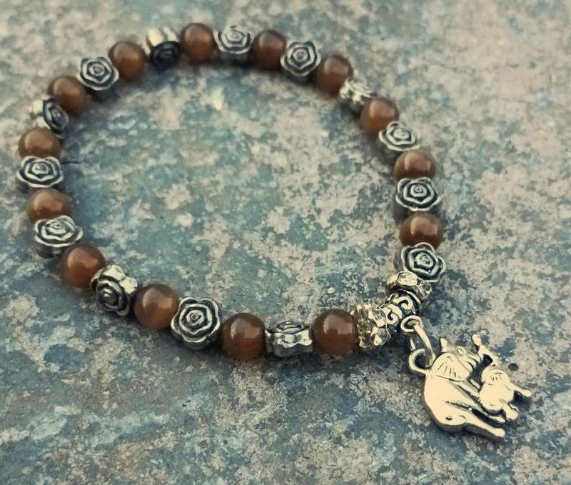 Vintage Stretch Bracelet | Faux Tigers Eye, Rosebud Spacers & Elephant Charm | Boho Beaded Style