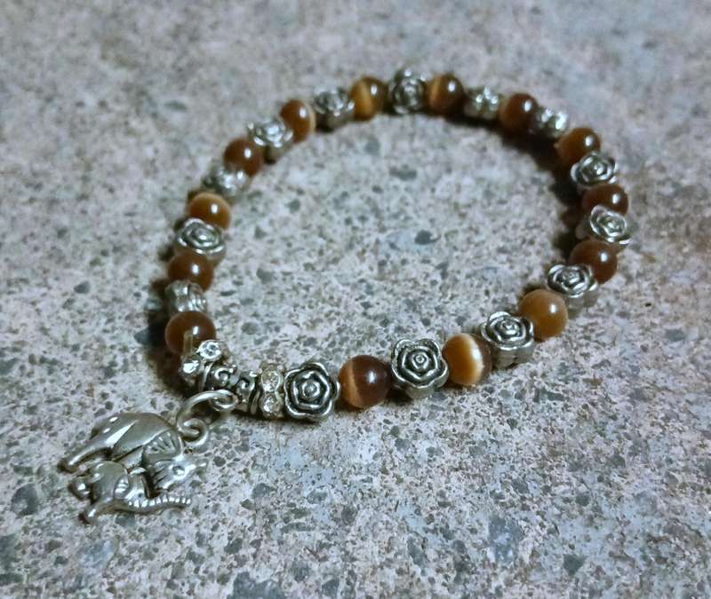 Vintage Stretch Bracelet | Faux Tigers Eye, Rosebud Spacers & Elephant Charm | Boho Beaded Style