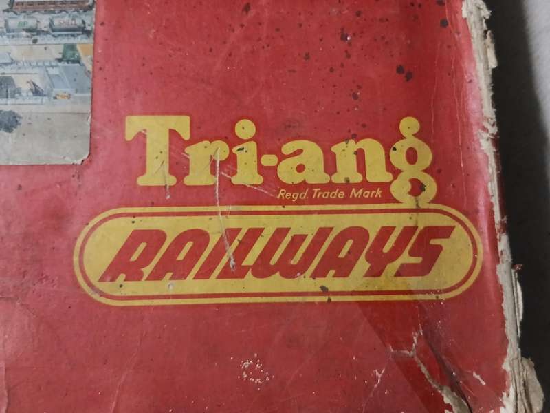 Vintage Tri-ang 'OO' Gauge Electric Goods Train Set - In original box