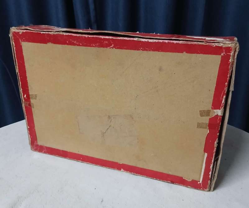 Vintage Tri-ang 'OO' Gauge Electric Goods Train Set - In original box