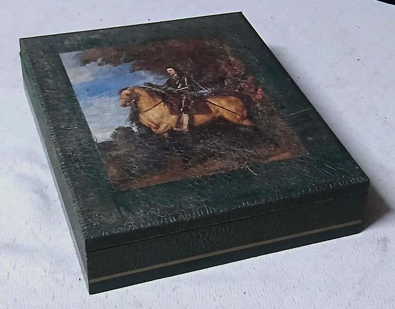 Exquisite Handcrafted Vintage-Style Tablemat Set with Matching Box