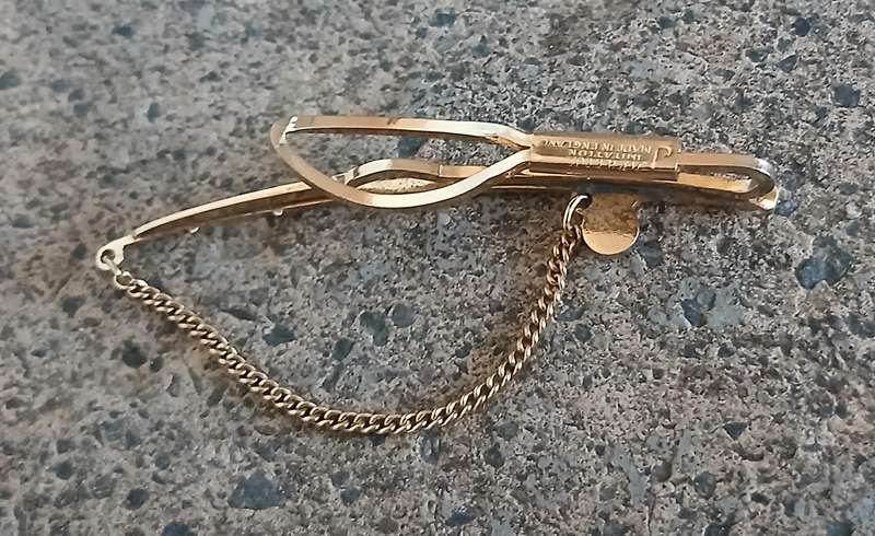 Vintage Gold-Tone Stratton Imitation Fishing Rod Tie Clip - Made in England