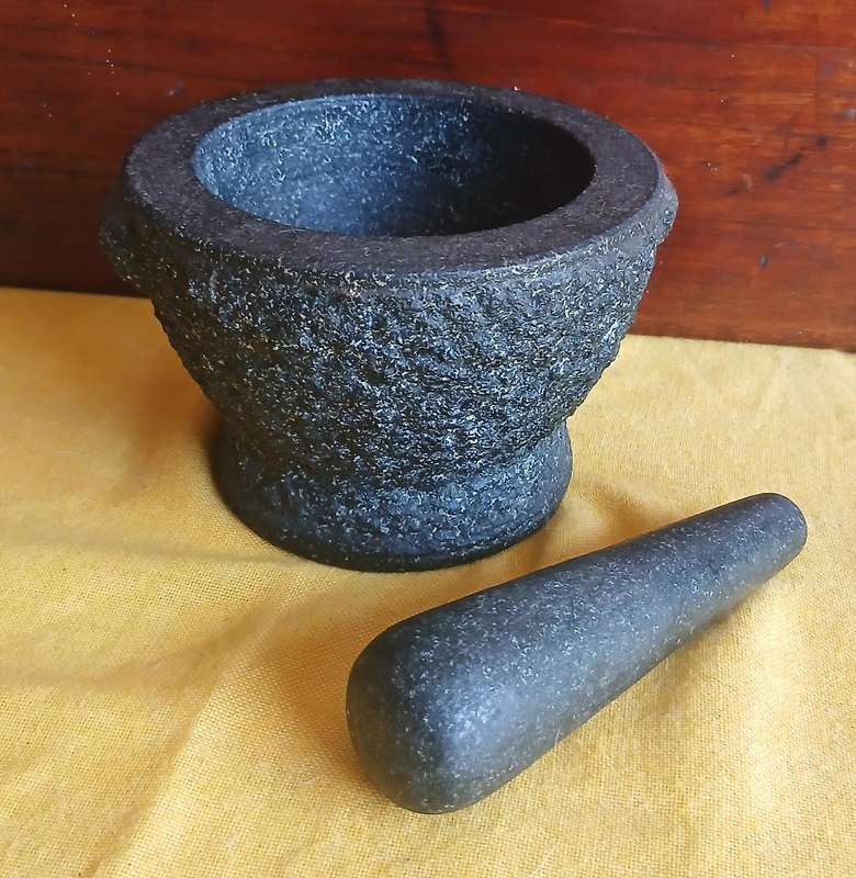 Jamie Oliver Solid Granite Pestle & Mortar - Heavy-Duty Kitchen Essential