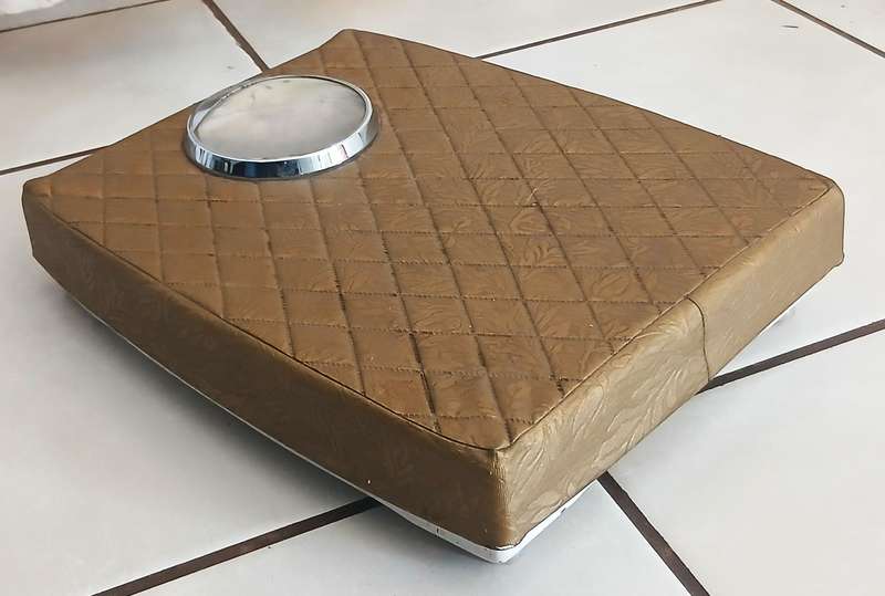 Vintage Salter Bathroom Scale - Retro Gold Design, Working Condition