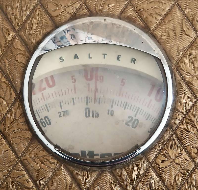 Vintage Salter Bathroom Scale - Retro Gold Design, Working Condition