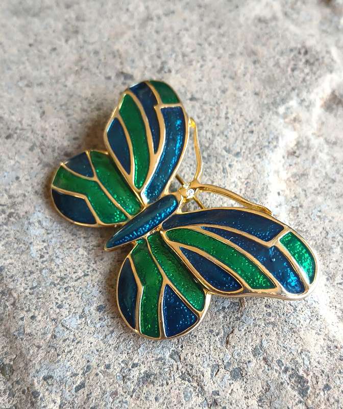 Elegant Vintage Gold-Tone Butterfly Brooch with Blue & Green Enamel