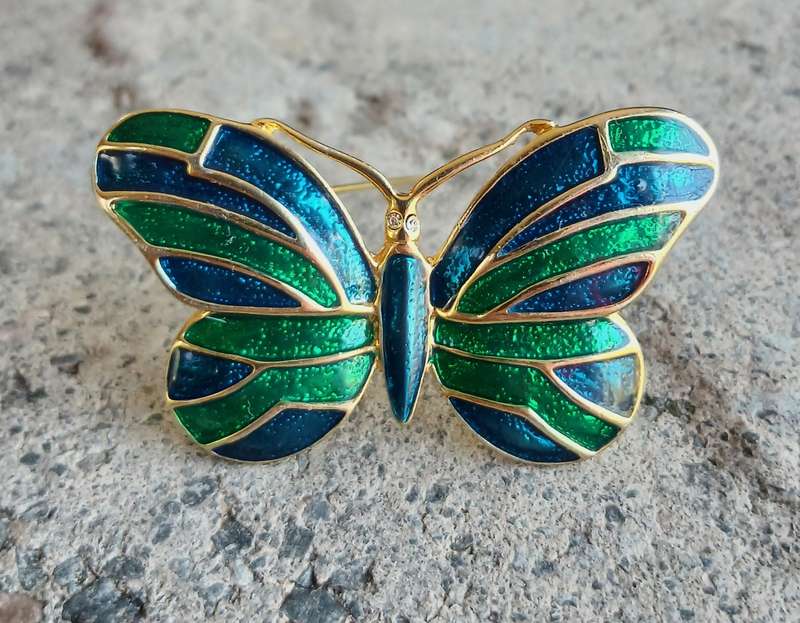 Elegant Vintage Gold-Tone Butterfly Brooch with Blue & Green Enamel